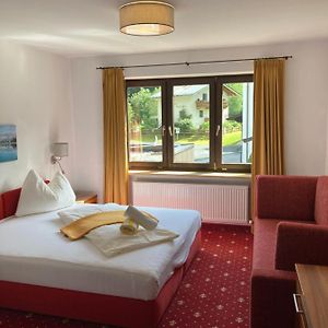 Standard Zimmer mit Kingsize-Bett